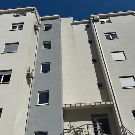 Apartament Cozy With Private Garage - Walk To Center Budva